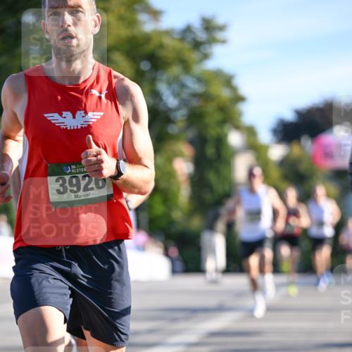 07.09.2025 - BARMER Alsterlauf Dr. Thomas Lammeyer http://msf.ph/oto/8705383 07.09.2025 09:20:32 Laufen 3926 meine-sportfotos.de