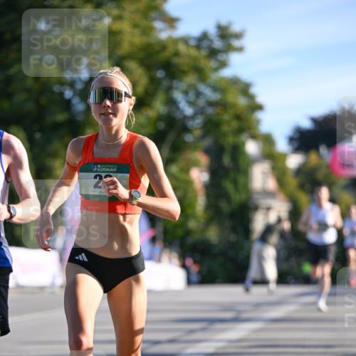 07.09.2025 - BARMER Alsterlauf Dr. Thomas Lammeyer http://msf.ph/oto/8705446 07.09.2025 09:20:44 Laufen 36, 23 meine-sportfotos.de