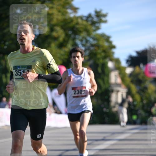07.09.2025 - BARMER Alsterlauf Dr. Thomas Lammeyer http://msf.ph/oto/8705491 07.09.2025 09:20:52 Laufen 36, 35, 2307 meine-sportfotos.de