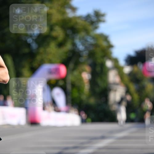07.09.2025 - BARMER Alsterlauf Dr. Thomas Lammeyer http://msf.ph/oto/8705499 07.09.2025 09:20:53 Laufen  meine-sportfotos.de