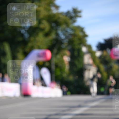 07.09.2025 - BARMER Alsterlauf Dr. Thomas Lammeyer http://msf.ph/oto/8705503 07.09.2025 09:20:53 Laufen  meine-sportfotos.de