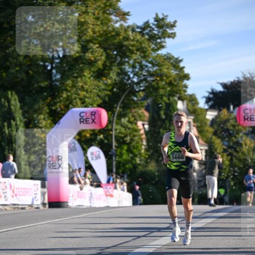 07.09.2025 - BARMER Alsterlauf Dr. Thomas Lammeyer http://msf.ph/oto/8705527 07.09.2025 09:21:01 Laufen 5666 meine-sportfotos.de