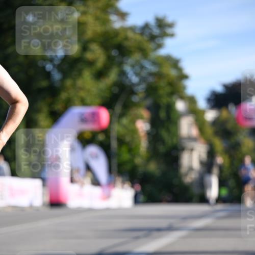 07.09.2025 - BARMER Alsterlauf Dr. Thomas Lammeyer http://msf.ph/oto/8705544 07.09.2025 09:21:03 Laufen  meine-sportfotos.de