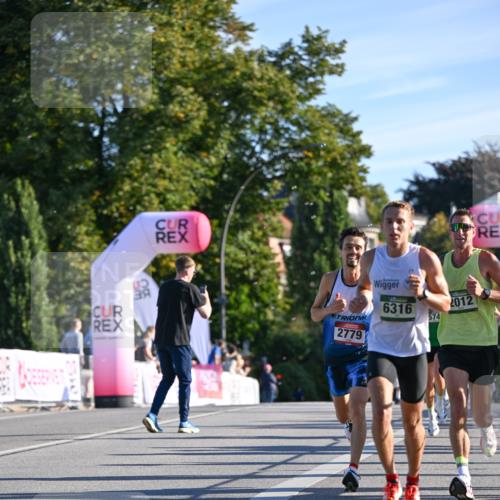 07.09.2025 - BARMER Alsterlauf Dr. Thomas Lammeyer http://msf.ph/oto/8705613 07.09.2025 09:21:24 Laufen 6316, 2012, 2779, 574 meine-sportfotos.de