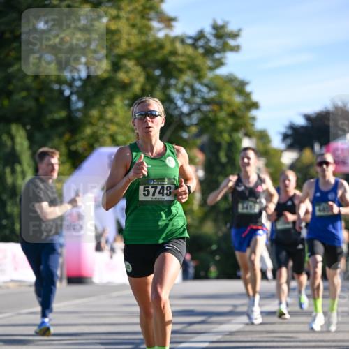 07.09.2025 - BARMER Alsterlauf Dr. Thomas Lammeyer http://msf.ph/oto/8705635 07.09.2025 09:21:27 Laufen 5748, 5417 meine-sportfotos.de