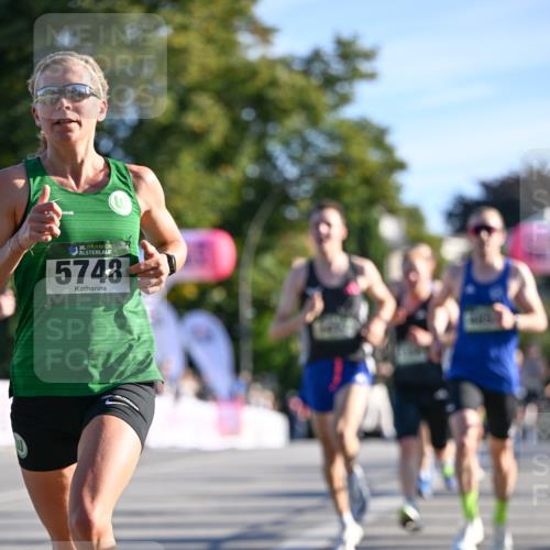 07.09.2025 - BARMER Alsterlauf Dr. Thomas Lammeyer http://msf.ph/oto/8705640 07.09.2025 09:21:28 Laufen 36, 5748 meine-sportfotos.de