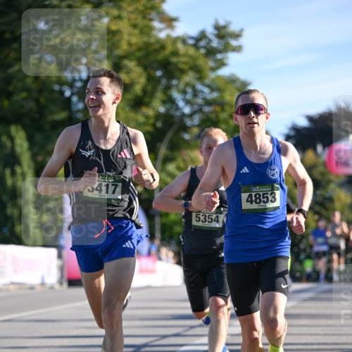 07.09.2025 - BARMER Alsterlauf Dr. Thomas Lammeyer http://msf.ph/oto/8705646 07.09.2025 09:21:29 Laufen 3417, 5354, 36, 4853 meine-sportfotos.de