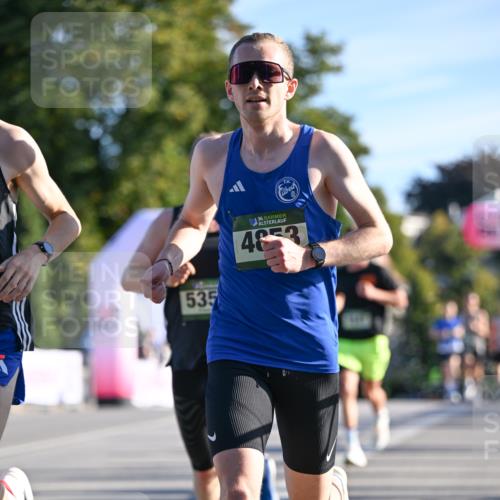 07.09.2025 - BARMER Alsterlauf Dr. Thomas Lammeyer http://msf.ph/oto/8705649 07.09.2025 09:21:30 Laufen 535, 136, 4853 meine-sportfotos.de