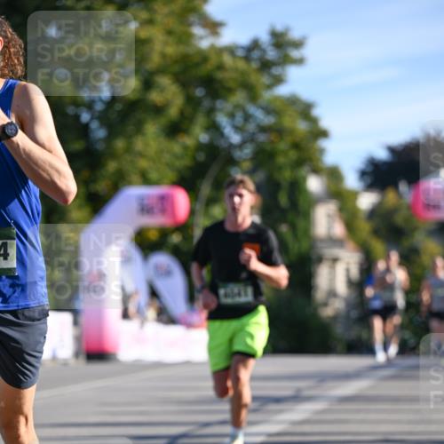 07.09.2025 - BARMER Alsterlauf Dr. Thomas Lammeyer http://msf.ph/oto/8705654 07.09.2025 09:21:31 Laufen  meine-sportfotos.de
