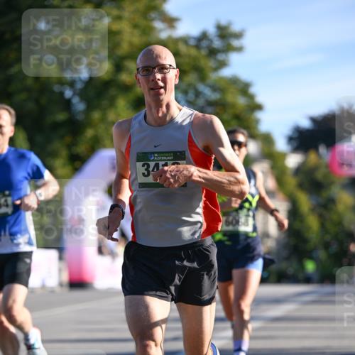 07.09.2025 - BARMER Alsterlauf Dr. Thomas Lammeyer http://msf.ph/oto/8705696 07.09.2025 09:21:37 Laufen 36, 34, 6068 meine-sportfotos.de
