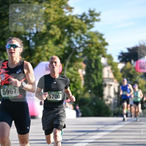 07.09.2025 - BARMER Alsterlauf Dr. Thomas Lammeyer http://msf.ph/oto/8705724 07.09.2025 09:21:45 Laufen 5967, 36, 5700 meine-sportfotos.de