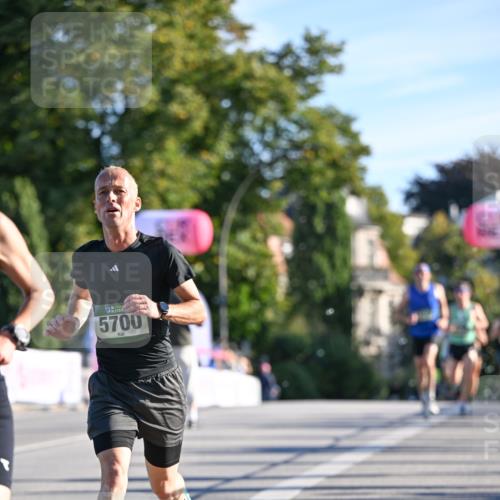 07.09.2025 - BARMER Alsterlauf Dr. Thomas Lammeyer http://msf.ph/oto/8705726 07.09.2025 09:21:46 Laufen 5700 meine-sportfotos.de