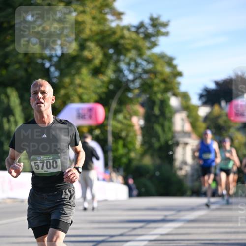 07.09.2025 - BARMER Alsterlauf Dr. Thomas Lammeyer http://msf.ph/oto/8705727 07.09.2025 09:21:46 Laufen 136, 5700 meine-sportfotos.de