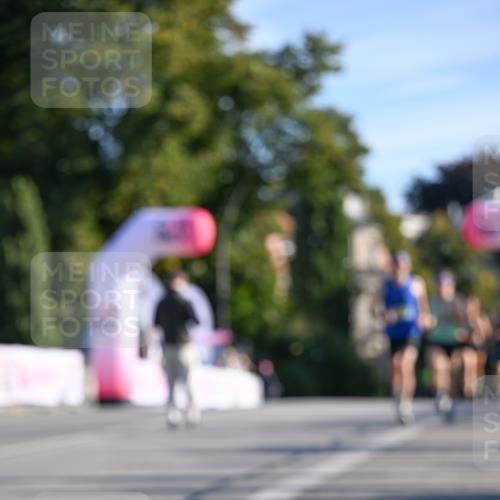 07.09.2025 - BARMER Alsterlauf Dr. Thomas Lammeyer http://msf.ph/oto/8705732 07.09.2025 09:21:46 Laufen  meine-sportfotos.de