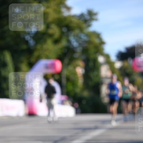 07.09.2025 - BARMER Alsterlauf Dr. Thomas Lammeyer http://msf.ph/oto/8705733 07.09.2025 09:21:46 Laufen  meine-sportfotos.de