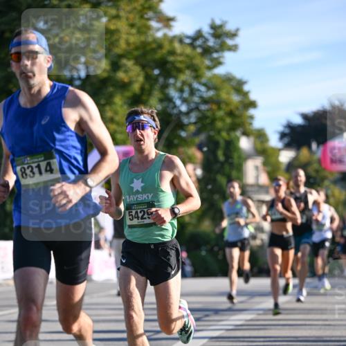 07.09.2025 - BARMER Alsterlauf Dr. Thomas Lammeyer http://msf.ph/oto/8705751 07.09.2025 09:21:50 Laufen 8314, 5425 meine-sportfotos.de