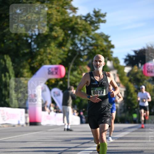 07.09.2025 - BARMER Alsterlauf Dr. Thomas Lammeyer http://msf.ph/oto/8705788 07.09.2025 09:21:57 Laufen 8077 meine-sportfotos.de