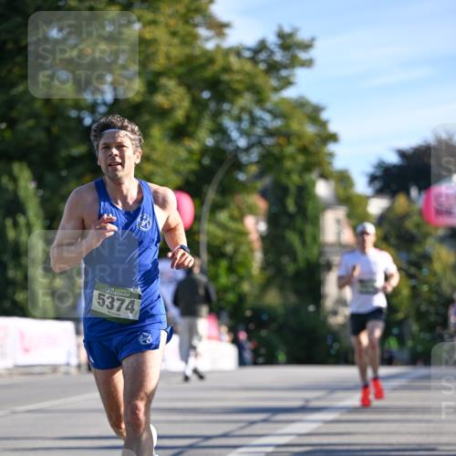 07.09.2025 - BARMER Alsterlauf Dr. Thomas Lammeyer http://msf.ph/oto/8705801 07.09.2025 09:21:59 Laufen 5374 meine-sportfotos.de