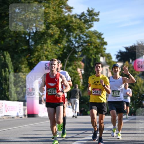 07.09.2025 - BARMER Alsterlauf Dr. Thomas Lammeyer http://msf.ph/oto/8705884 07.09.2025 09:22:21 Laufen 4253, 2613, 3118, 34 meine-sportfotos.de