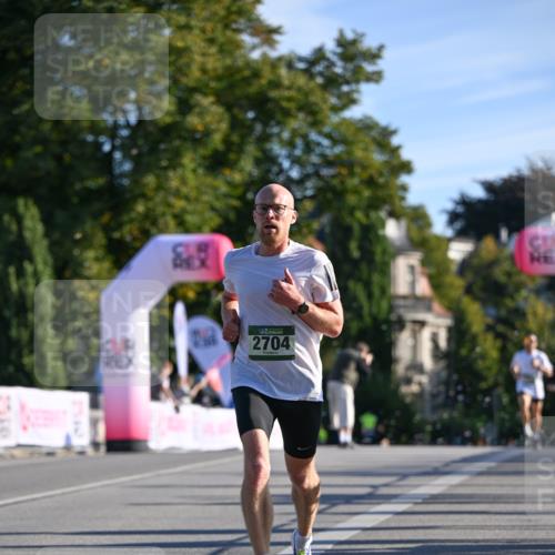 07.09.2025 - BARMER Alsterlauf Dr. Thomas Lammeyer http://msf.ph/oto/8705904 07.09.2025 09:22:26 Laufen 2704, 64 meine-sportfotos.de