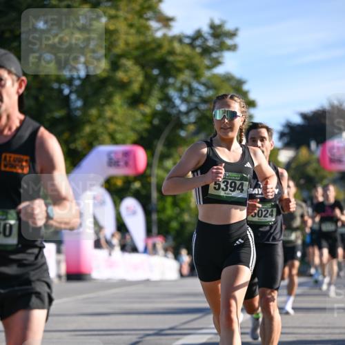 07.09.2025 - BARMER Alsterlauf Dr. Thomas Lammeyer http://msf.ph/oto/8705939 07.09.2025 09:22:36 Laufen 5394, 5024, 40 meine-sportfotos.de