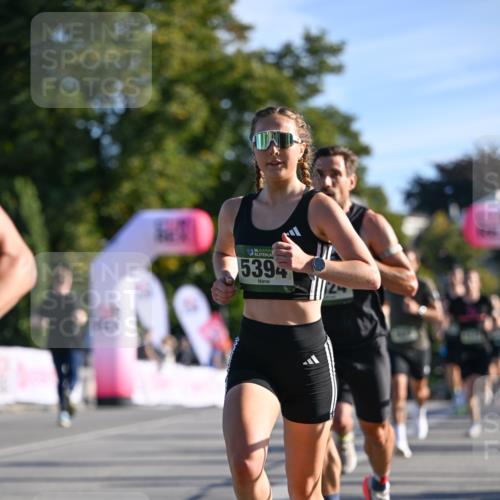 07.09.2025 - BARMER Alsterlauf Dr. Thomas Lammeyer http://msf.ph/oto/8705941 07.09.2025 09:22:36 Laufen 36, 5394 meine-sportfotos.de