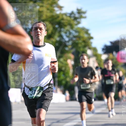 07.09.2025 - BARMER Alsterlauf Dr. Thomas Lammeyer http://msf.ph/oto/8705948 07.09.2025 09:22:38 Laufen 36, 317 meine-sportfotos.de