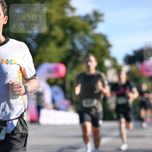 07.09.2025 - BARMER Alsterlauf Dr. Thomas Lammeyer http://msf.ph/oto/8705952 07.09.2025 09:22:38 Laufen  meine-sportfotos.de
