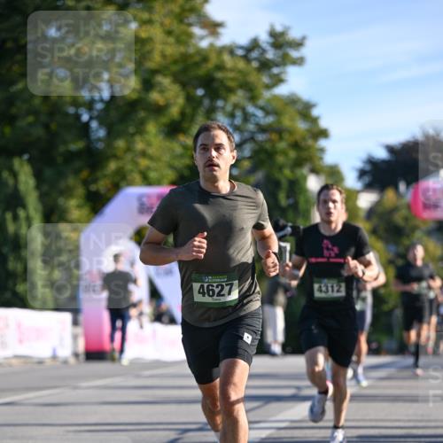07.09.2025 - BARMER Alsterlauf Dr. Thomas Lammeyer http://msf.ph/oto/8705954 07.09.2025 09:22:39 Laufen 4627, 4312 meine-sportfotos.de