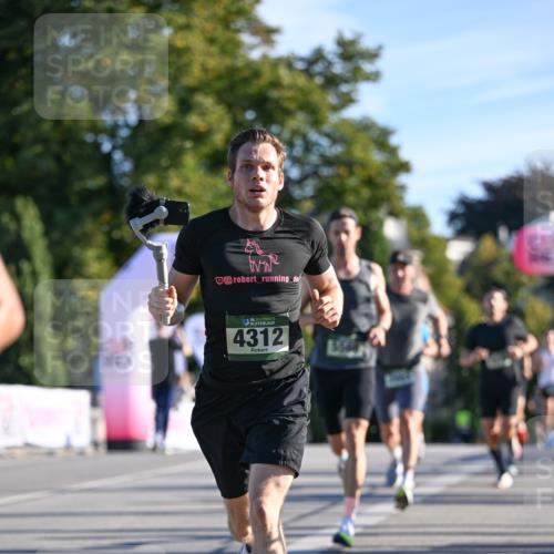 07.09.2025 - BARMER Alsterlauf Dr. Thomas Lammeyer http://msf.ph/oto/8705962 07.09.2025 09:22:40 Laufen 136, 4312 meine-sportfotos.de