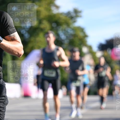 07.09.2025 - BARMER Alsterlauf Dr. Thomas Lammeyer http://msf.ph/oto/8705968 07.09.2025 09:22:41 Laufen  meine-sportfotos.de