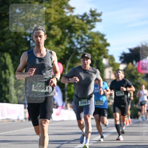 07.09.2025 - BARMER Alsterlauf Dr. Thomas Lammeyer http://msf.ph/oto/8705970 07.09.2025 09:22:42 Laufen 136, 5566, 6979, 2663, 6274 meine-sportfotos.de