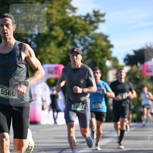07.09.2025 - BARMER Alsterlauf Dr. Thomas Lammeyer http://msf.ph/oto/8705973 07.09.2025 09:22:42 Laufen 5566, 2663 meine-sportfotos.de