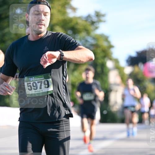 07.09.2025 - BARMER Alsterlauf Dr. Thomas Lammeyer http://msf.ph/oto/8705990 07.09.2025 09:22:45 Laufen 1636, 5979, 80 meine-sportfotos.de