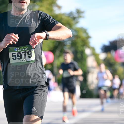 07.09.2025 - BARMER Alsterlauf Dr. Thomas Lammeyer http://msf.ph/oto/8705991 07.09.2025 09:22:45 Laufen 36, 5979 meine-sportfotos.de