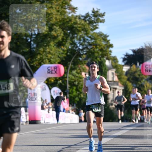 07.09.2025 - BARMER Alsterlauf Dr. Thomas Lammeyer http://msf.ph/oto/8706001 07.09.2025 09:22:47 Laufen 158, 5687, 554 meine-sportfotos.de