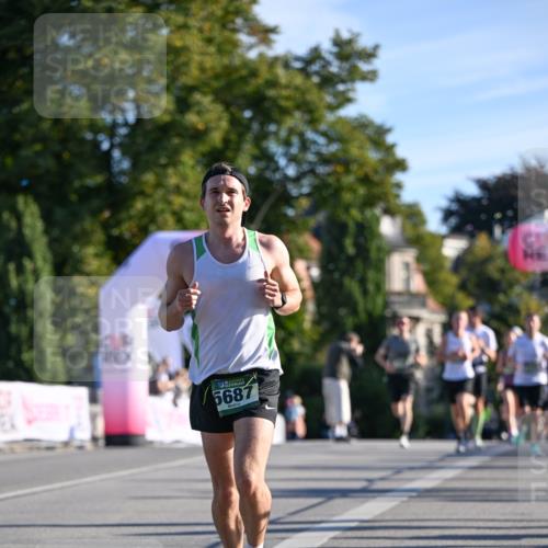 07.09.2025 - BARMER Alsterlauf Dr. Thomas Lammeyer http://msf.ph/oto/8706006 07.09.2025 09:22:48 Laufen 5687 meine-sportfotos.de