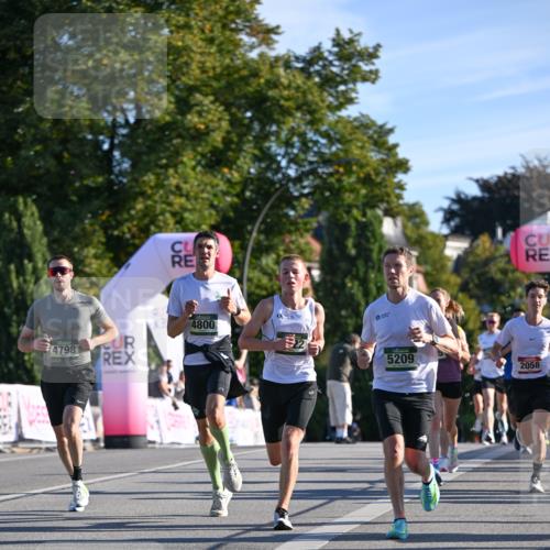 07.09.2025 - BARMER Alsterlauf Dr. Thomas Lammeyer http://msf.ph/oto/8706028 07.09.2025 09:22:51 Laufen 4798, 4800, 22, 5209, 2058, 34 meine-sportfotos.de