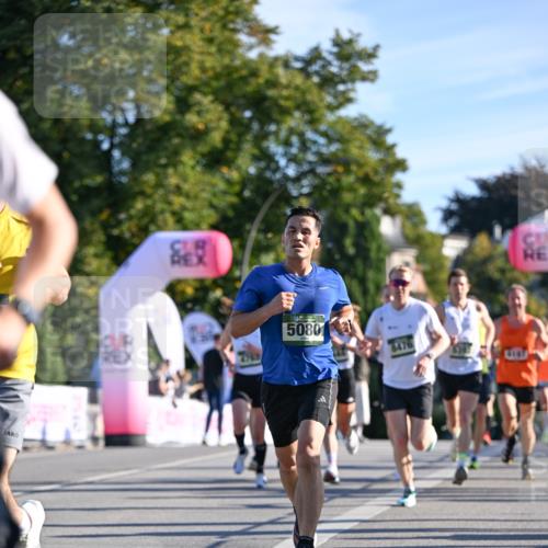 07.09.2025 - BARMER Alsterlauf Dr. Thomas Lammeyer http://msf.ph/oto/8706051 07.09.2025 09:22:55 Laufen 5080, 4167 meine-sportfotos.de