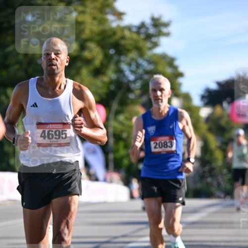 07.09.2025 - BARMER Alsterlauf Dr. Thomas Lammeyer http://msf.ph/oto/8706164 07.09.2025 09:23:16 Laufen 136, 4695, 2083 meine-sportfotos.de