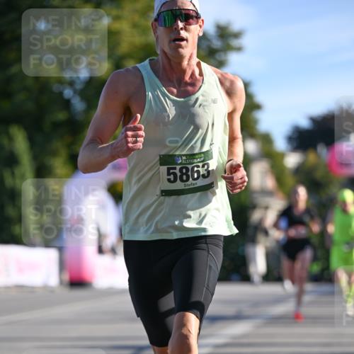 07.09.2025 - BARMER Alsterlauf Dr. Thomas Lammeyer http://msf.ph/oto/8706185 07.09.2025 09:23:21 Laufen 16, 36, 5863 meine-sportfotos.de