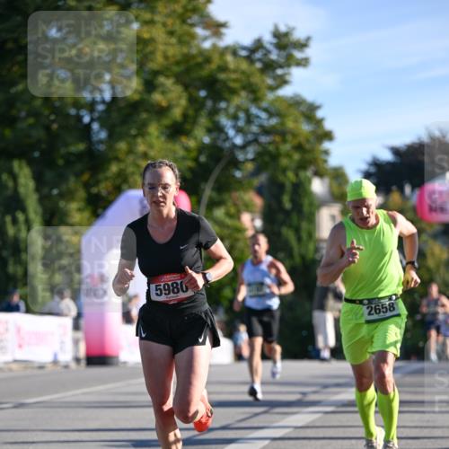 07.09.2025 - BARMER Alsterlauf Dr. Thomas Lammeyer http://msf.ph/oto/8706196 07.09.2025 09:23:24 Laufen 5980, 2658 meine-sportfotos.de