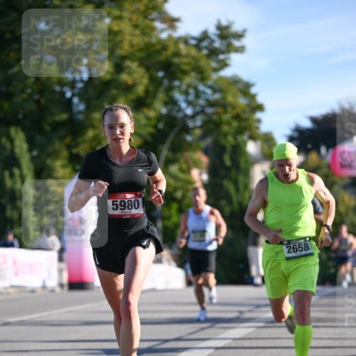 07.09.2025 - BARMER Alsterlauf Dr. Thomas Lammeyer http://msf.ph/oto/8706197 07.09.2025 09:23:24 Laufen 5980, 2658 meine-sportfotos.de