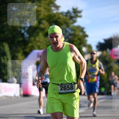 07.09.2025 - BARMER Alsterlauf Dr. Thomas Lammeyer http://msf.ph/oto/8706204 07.09.2025 09:23:25 Laufen 2658 meine-sportfotos.de