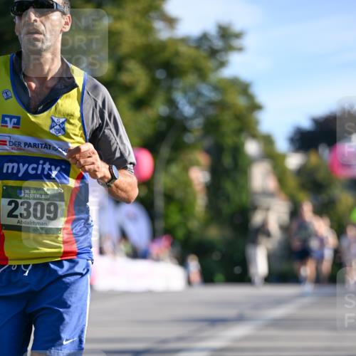 07.09.2025 - BARMER Alsterlauf Dr. Thomas Lammeyer http://msf.ph/oto/8706217 07.09.2025 09:23:28 Laufen 36, 2309 meine-sportfotos.de