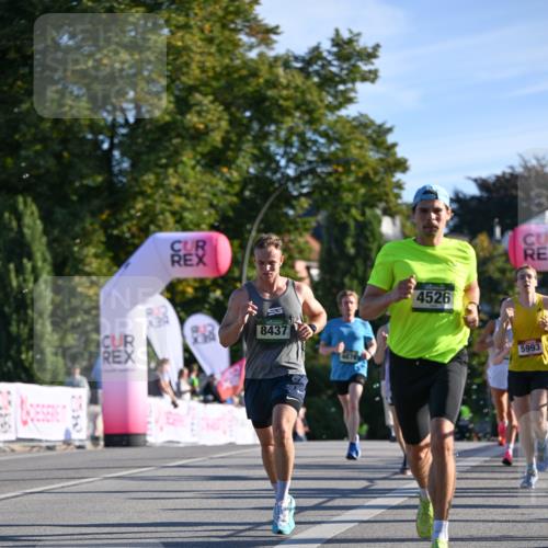 07.09.2025 - BARMER Alsterlauf Dr. Thomas Lammeyer http://msf.ph/oto/8706220 07.09.2025 09:23:32 Laufen 8437, 4678, 4526, 54, 5993 meine-sportfotos.de