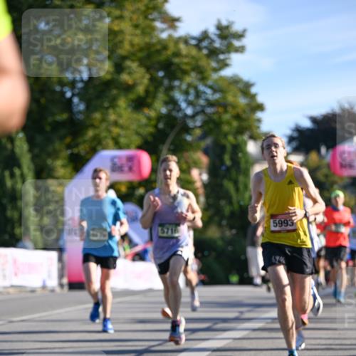 07.09.2025 - BARMER Alsterlauf Dr. Thomas Lammeyer http://msf.ph/oto/8706233 07.09.2025 09:23:34 Laufen 5716, 5993 meine-sportfotos.de