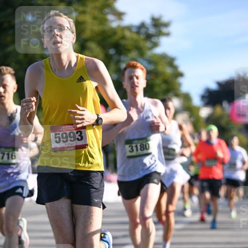 07.09.2025 - BARMER Alsterlauf Dr. Thomas Lammeyer http://msf.ph/oto/8706243 07.09.2025 09:23:35 Laufen 716, 136, 5993, 3180 meine-sportfotos.de