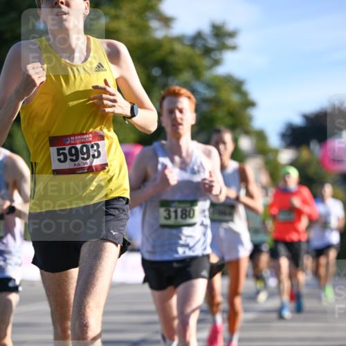 07.09.2025 - BARMER Alsterlauf Dr. Thomas Lammeyer http://msf.ph/oto/8706244 07.09.2025 09:23:35 Laufen 36, 1, 5993, 3180 meine-sportfotos.de