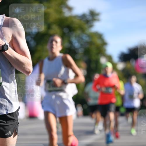 07.09.2025 - BARMER Alsterlauf Dr. Thomas Lammeyer http://msf.ph/oto/8706250 07.09.2025 09:23:36 Laufen  meine-sportfotos.de